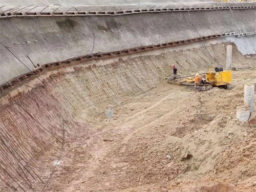 焉耆基坑边坡加固